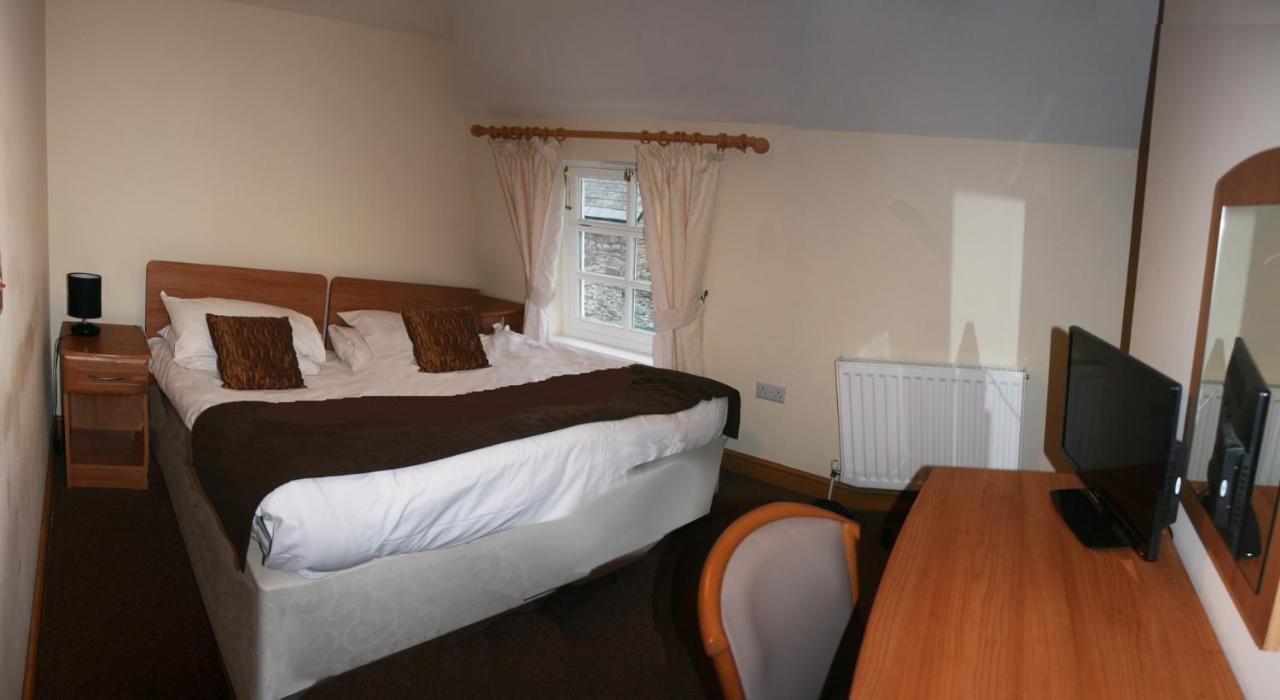 The Gremlin Lodge Brecon Bagian luar foto